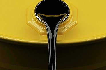 Skupina G7 zatím nerozhodla o uvolnění ropy z rezerv, uvedl francouzský ministr