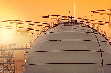 Příměří trhy neuklidnilo, Evropě hrozí inflace i prázdné zásobníky