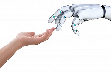 Skáčou do výšky nebo hrají fotbal. Roboti na své olympiádě boří lidské rekordy